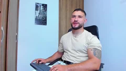 Andrew Diaz online show from October 4, 8:46 pm