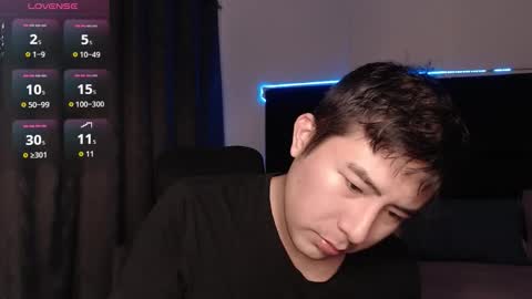 andrewmhilton_ online show from January 6, 5:33 am