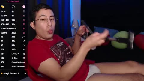 andrewmhilton_ online show from February 22, 2:17 am