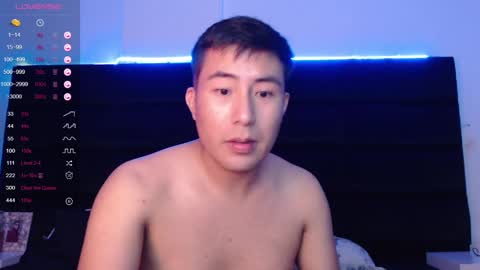 andrewmhilton_ online show from December 18, 5:59 am