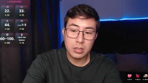 andrewmhilton_ online show from April 12, 4:58 am