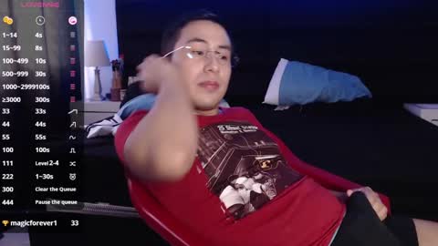 andrewmhilton_ online show from February 4, 9:20 pm