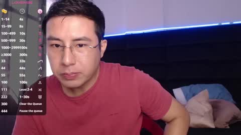 andrewmhilton_ online show from February 19, 7:38 pm