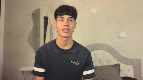 AndreWortix online show from March 23, 4:29 am