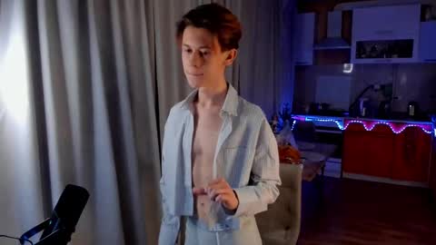 Andrew online show from February 14, 8:15 pm