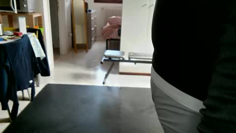 androx77 online show from April 3, 9:39 am