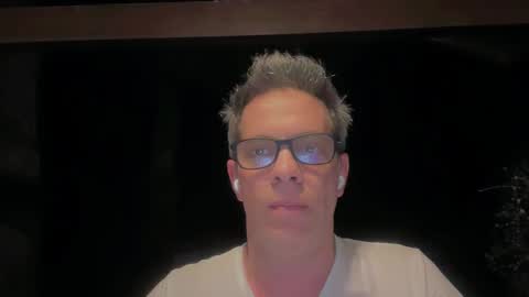 Snapshot of andy0pandi chatting on January 22, 7:14 am Andrew online show from January 22, 7:14 am