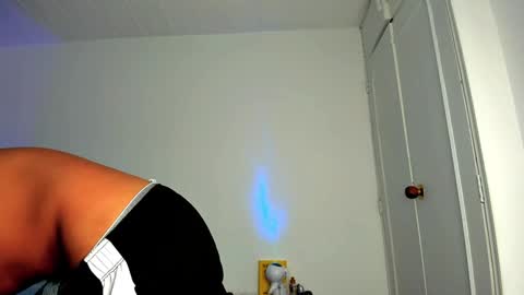 Andy online show from February 5, 9:29 pm