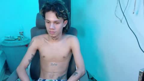 andy_dan1 online show from July 1, 9:04 pm