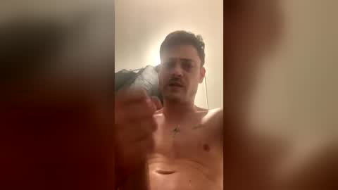 andy_gibson1 online show from June 28, 12:05 am