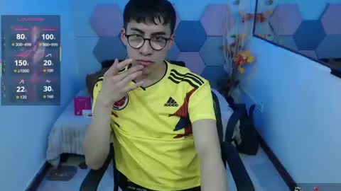 Andy online show from July 7, 8:23 pm
