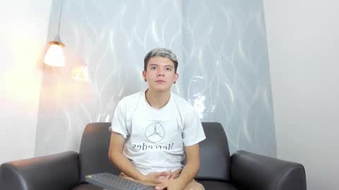 andyfame11 online show from February 15, 12:02 pm