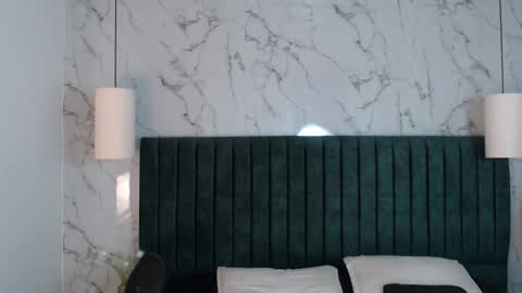 Andy Joy  online show from December 15, 11:45 am