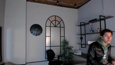 Andy Joy  online show from November 26, 11:35 am