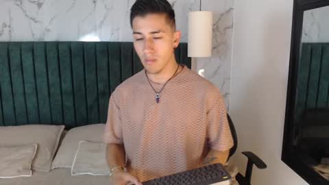 Andy Joy  online show from December 24, 12:33 pm