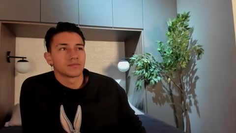 Andy Joy  online show from September 11, 11:31 am