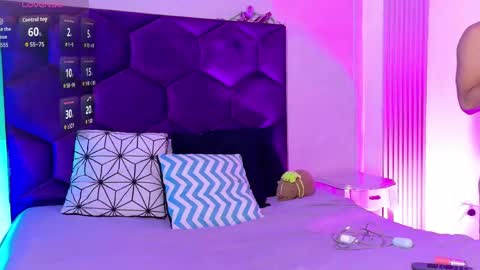 andyjustgame  online show from April 17, 4:37 am