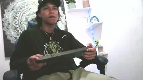 Andy Kings online show from April 13, 3:51 am