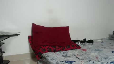 Snapshot of angel_damons_ chatting on October 11, 7:18 pm Angel Damons online show from October 11, 7:18 pm
