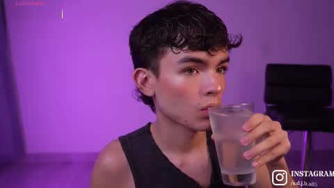 Angelo I work from home this is my room  online show from March 19, 3:21 am