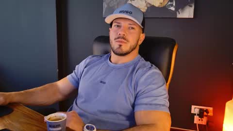 BlackWolf online show from October 20, 8:29 am