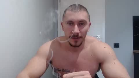  ------- SEX SHOW WITH GUYS AND GIRLS  MUSCLE SHOW online show from March 2, 9:10 am