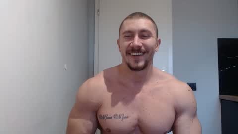  ------- SEX SHOW WITH GUYS AND GIRLS  MUSCLE SHOW online show from December 11, 12:27 pm