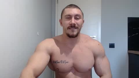  ------- SEX SHOW WITH GUYS AND GIRLS  MUSCLE SHOW online show from December 16, 11:22 am