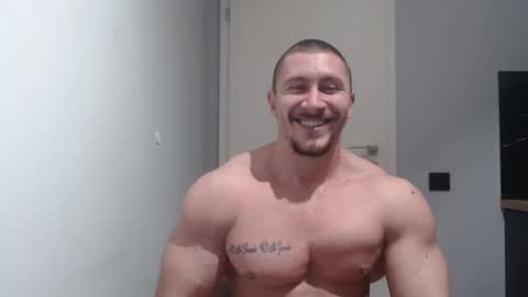  ------- SEX SHOW WITH GUYS AND GIRLS  MUSCLE SHOW online show from March 7, 6:33 pm