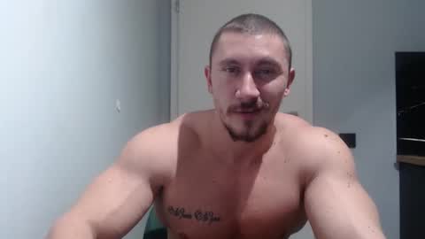  ------- SEX SHOW WITH GUYS AND GIRLS  MUSCLE SHOW online show from December 16, 10:13 pm