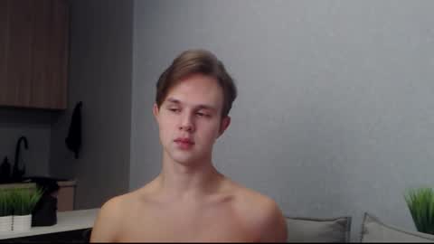 Angel online show from October 21, 9:12 am