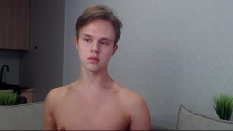 Angel online show from October 4, 8:41 am