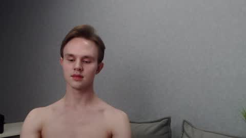 Angel online show from January 1, 9:31 pm