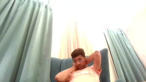 Slave looking for Mistress online show from May 30, 7:03 pm