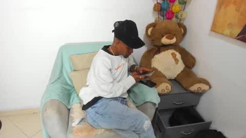       online show from February 28, 1:26 am