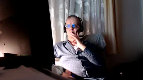 anton online show from February 2, 10:06 pm