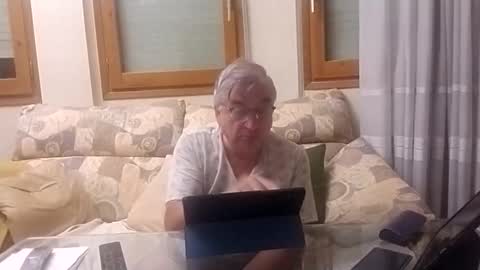 Antonio online show from October 5, 1:20 am