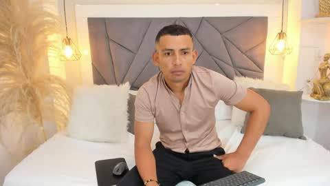 Antonio online show from May 1, 1:46 pm