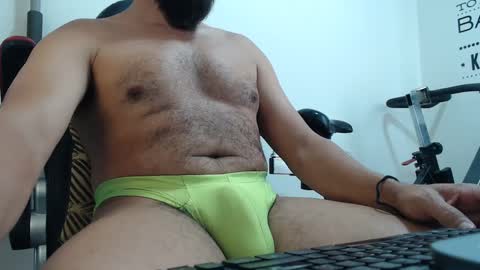 Snapshot of antony_36 chatting on February 12, 4:22 pm antony online show from February 12, 4:22 pm
