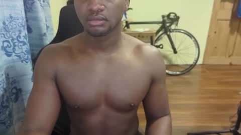 Snapshot of apollodarkmn chatting on December 7, 12:24 pm apollodarkmn online show from December 7, 12:24 pm