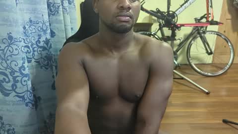 Snapshot of apollodarkmn chatting on February 17, 12:21 am apollodarkmn online show from February 17, 12:21 am