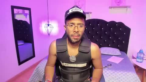 Alex Cortez online show from June 10, 7:47 pm