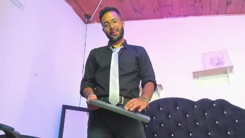 Alex Cortez online show from May 28, 3:43 pm