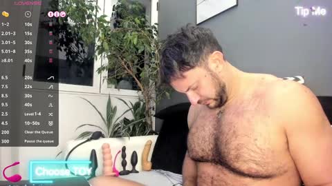 Ariel online show from October 28, 3:20 am