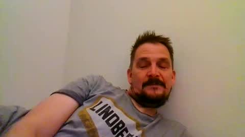 ariparikrigsmann online show from December 16, 10:24 pm