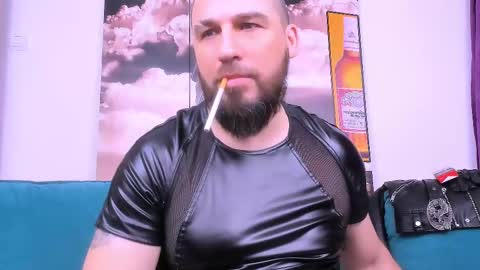 Snapshot of armandosteel chatting on February 28, 2:42 am Armando online show from February 28, 2:42 am