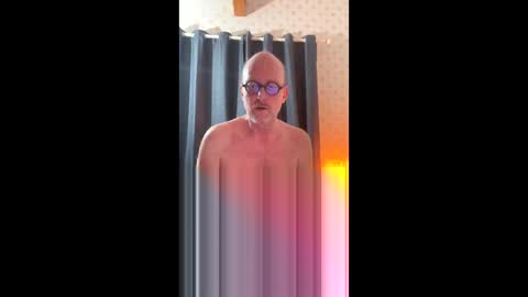 Arn online show from April 18, 7:07 pm