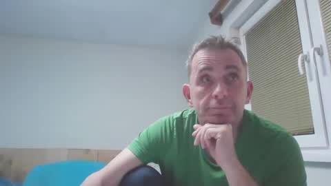 aromannn online show from December 23, 8:03 pm