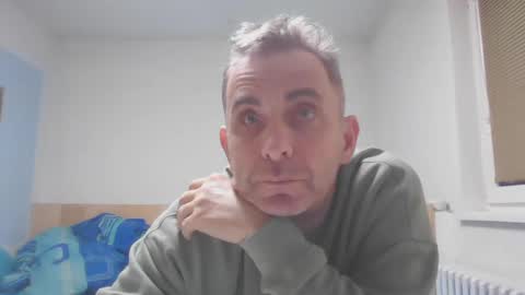 aromannn online show from December 25, 5:15 pm