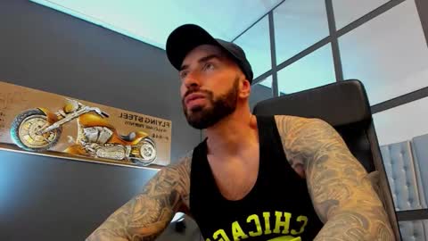 AronGrant online show from December 22, 10:56 am